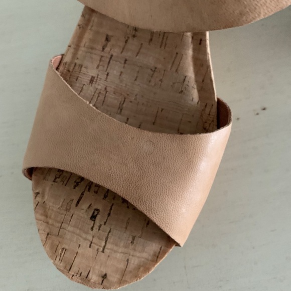 Lucky Brand Moran Platform Sandal Cork Wedge Brown Leather
Ankle Wrap Size 9.5 - Picture 10 of 11